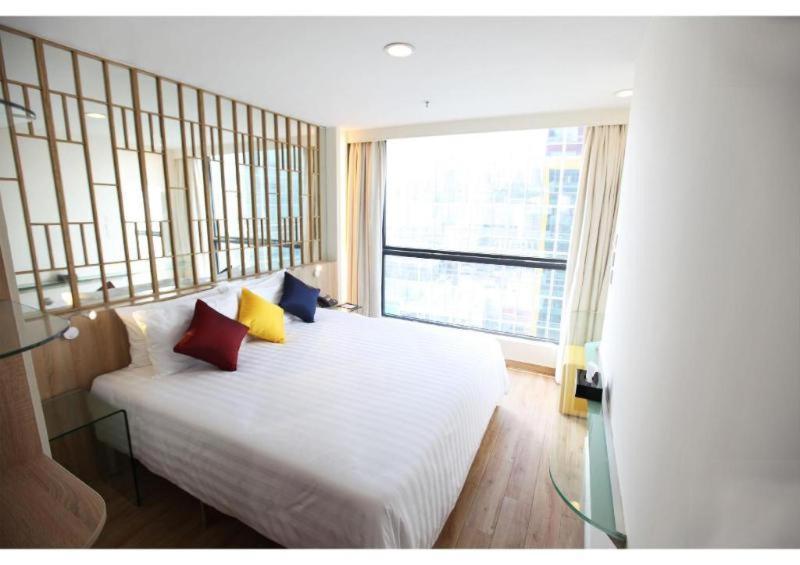Iw Hotel Hong Kong Room photo