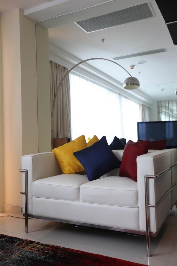 Iw Hotel Hong Kong Exterior photo