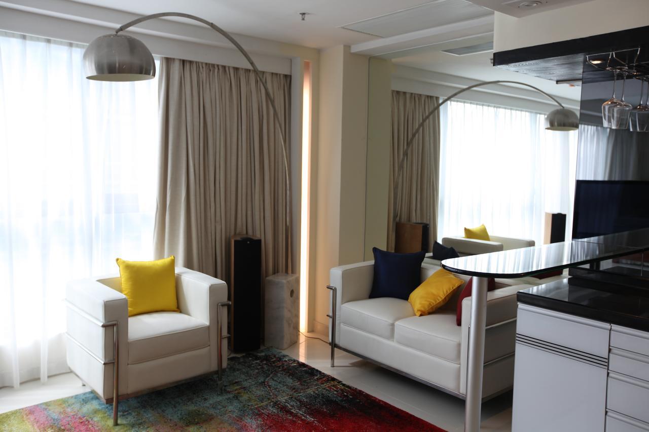 Iw Hotel Hong Kong Exterior photo