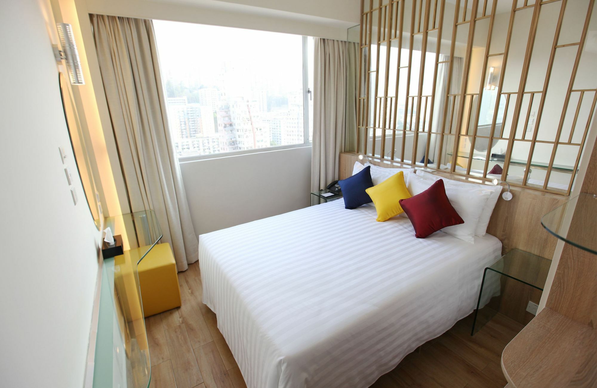 Iw Hotel Hong Kong Exterior photo